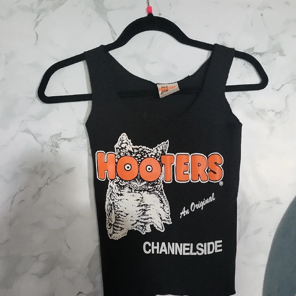 Vintage🔥 Rare Hooters Uniform Tank Top CHANNELSIDE An Original Location - Picture 1 of 9